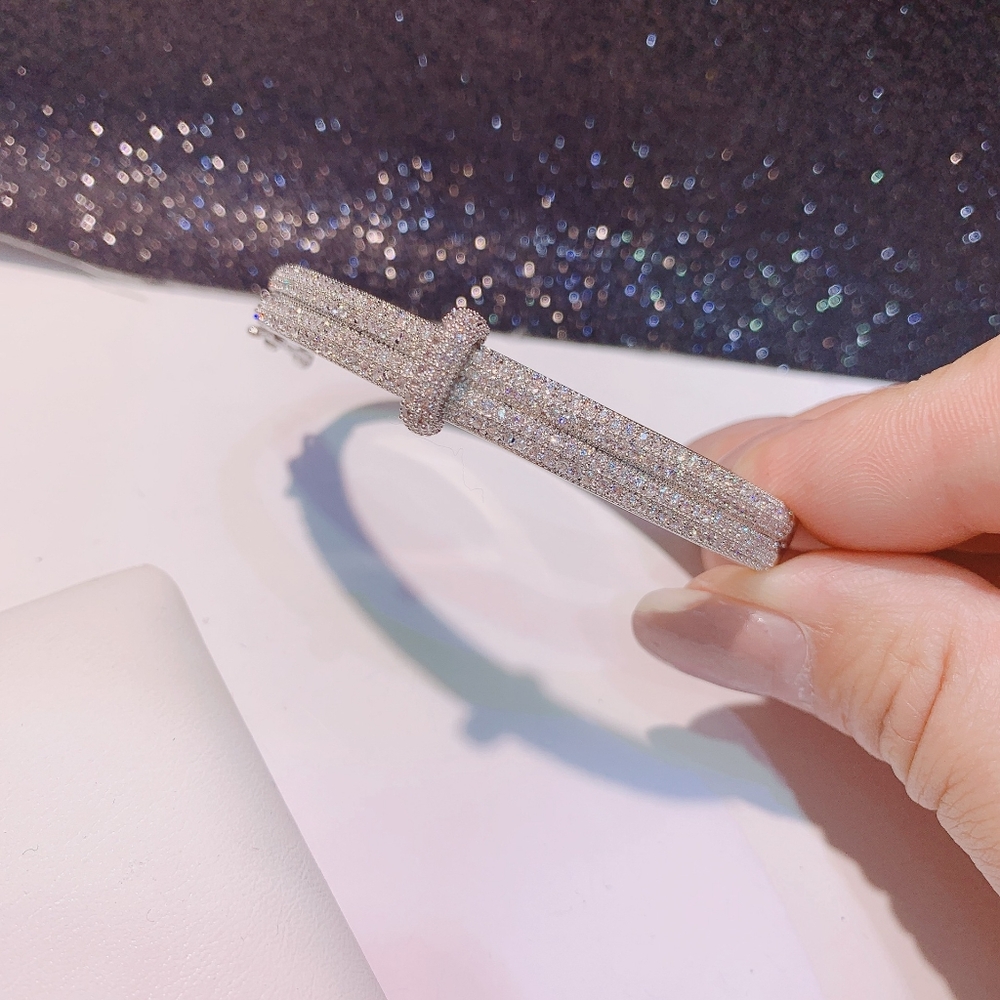 14k gold diamond bracelet - Picture 9 of 12